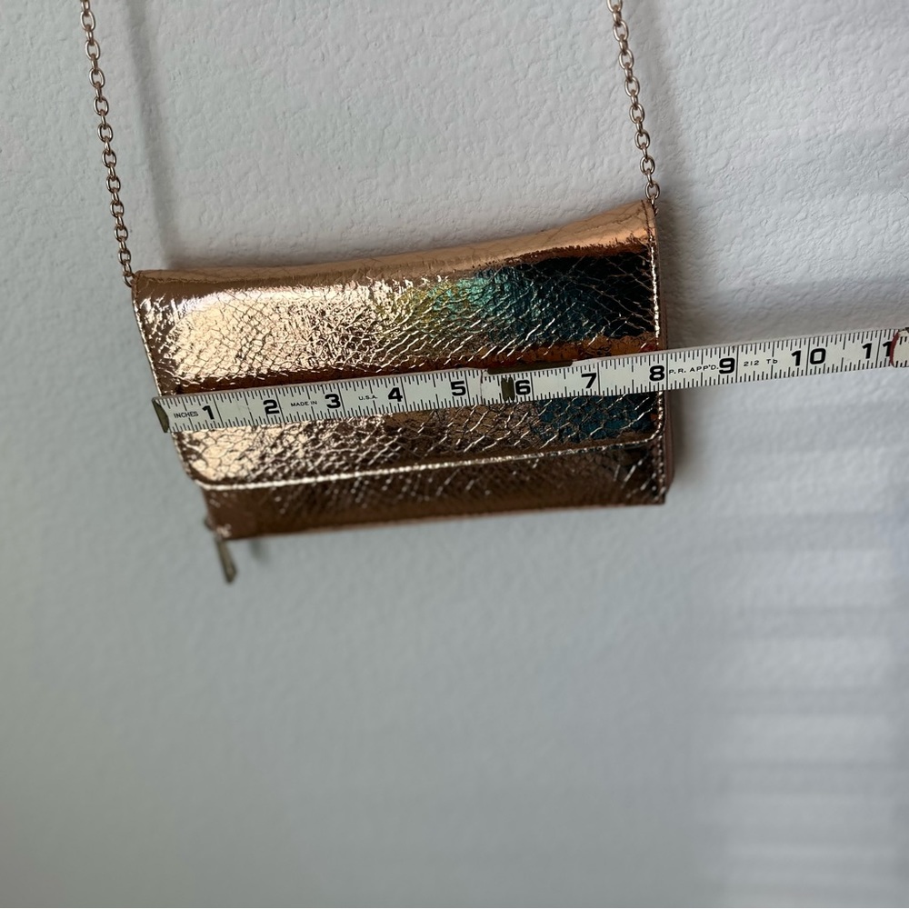 ☀️ ANTHROPOLOGY Rose Gold Metallic Chain Clutch Crossbody NWOT - Picture 12 of 14